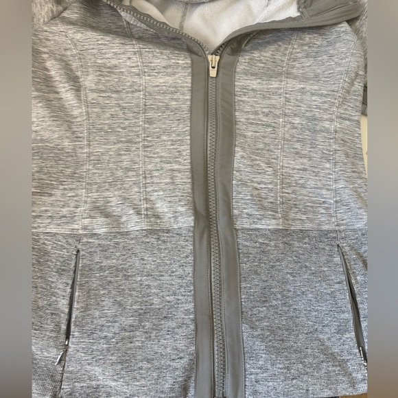 Athleta Medium Fitted Victory Hoodie Grey Heather Sweatshirt Workout Jacket - Picture 10 of 15